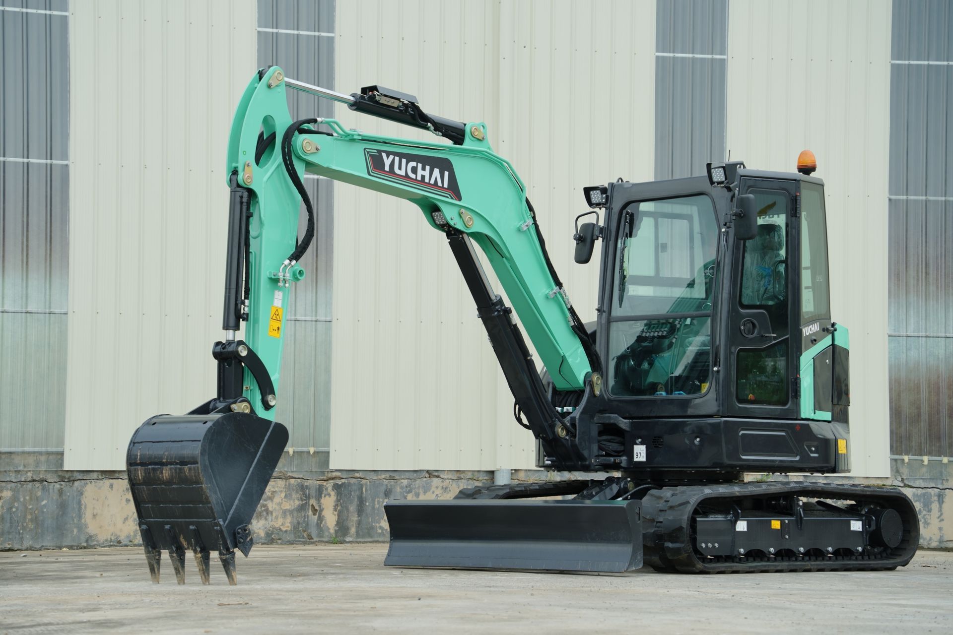 Yuchai Y60E product view 2