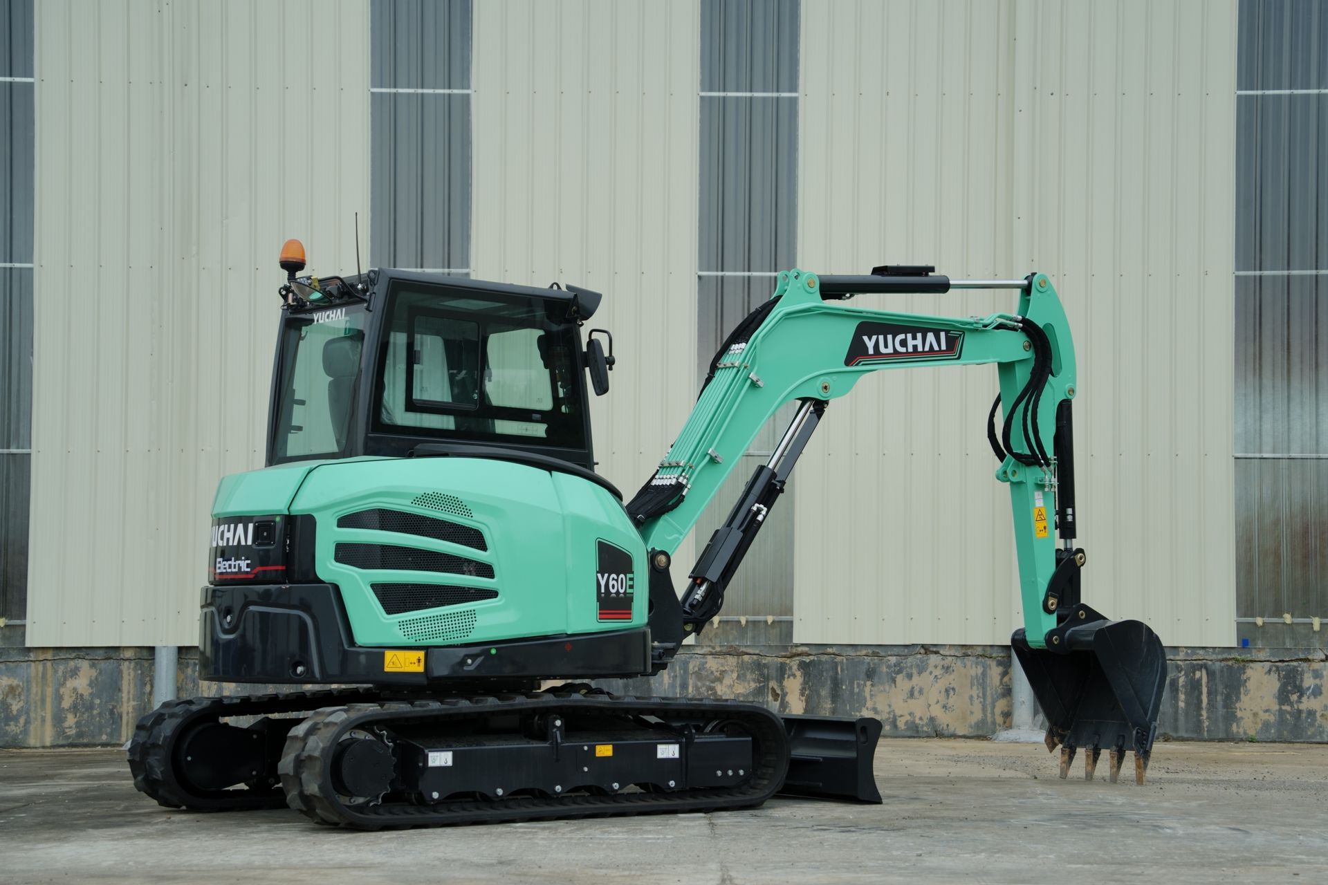 Yuchai Y60E product view 3